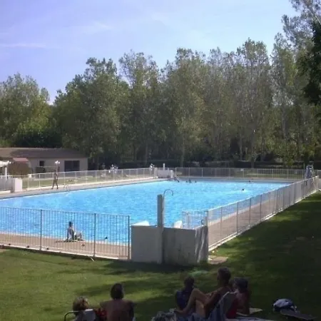 Rouveau * سيكس-فور-لو-بلاج